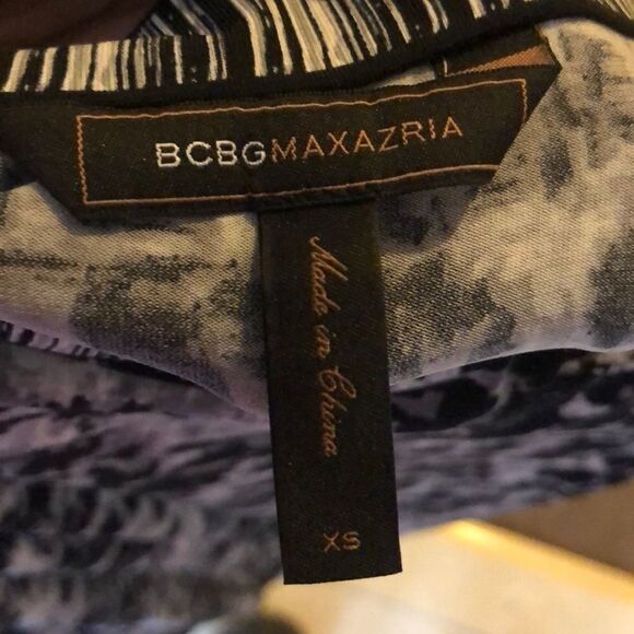 BCBGMaxazria Black/White Pattern Sleeveless Dress - Size XS - Picture 8 of 8